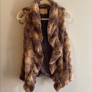 Scully faux fur vest